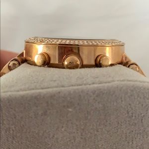 Michael Kors Accessories - Michael Kors rosegold watch Michael Kors Accessories - Michael Kors rosegold watch